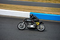 enduro-digital-images;event-digital-images;eventdigitalimages;mallory-park;mallory-park-photographs;mallory-park-trackday;mallory-park-trackday-photographs;no-limits-trackdays;peter-wileman-photography;racing-digital-images;trackday-digital-images;trackday-photos